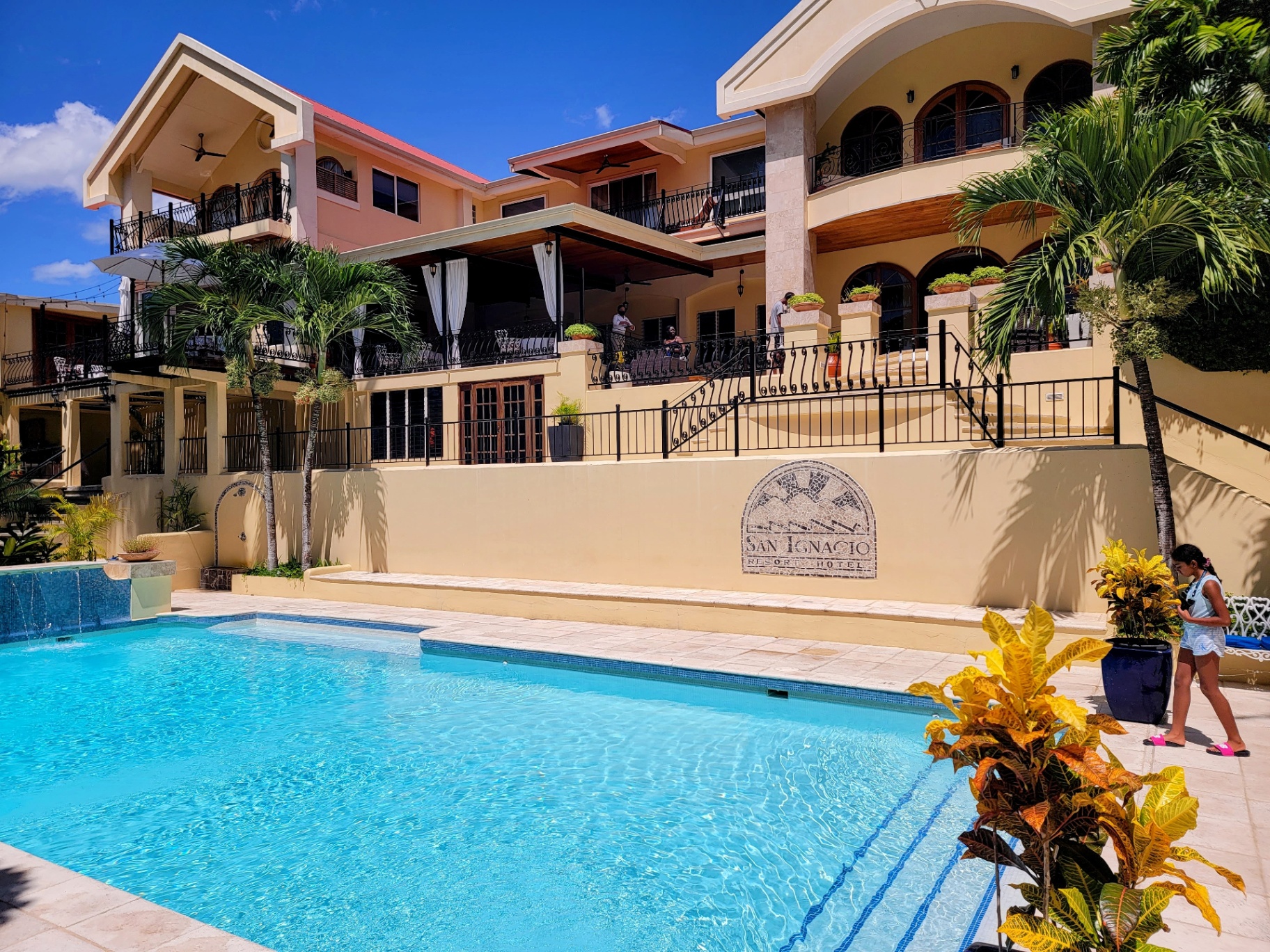 San Ignacio Resort Hotel in Belize — a beautiful family-friendly resort with a stunning pool area